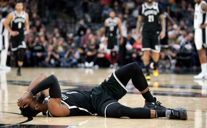 David Nwaba suffers an Archilles injury on Thursday's game against the Spurs. 